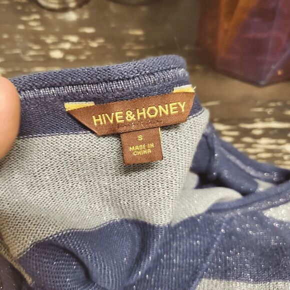 Hive & Honey Metallic Stripe Sweater - Picture 3 of 3